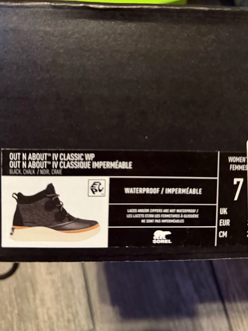 NIB Sorel Out N About IV Classic Waterproof Boots